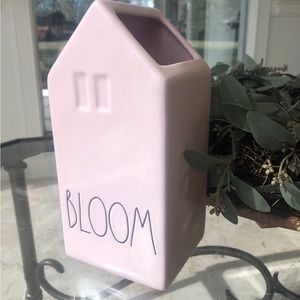 RAE DUNN Bloom flower vase